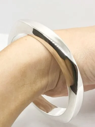 Tiffany Co. Sterling Silver Square Bangle 7.75